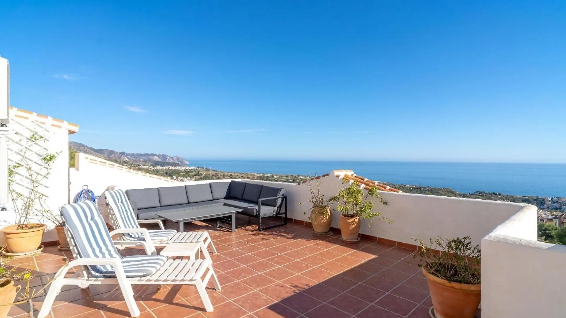 Apartment Ferienwohnung Fuer 4 Personen Ca 60 Qm In Nerja, Andalusien Costa Del Sol Spain